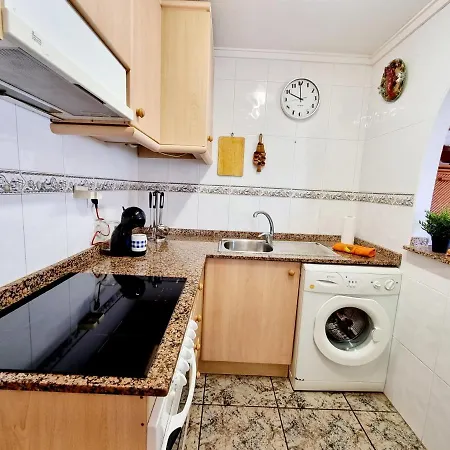 Apartment With Sea Views Torrevieja