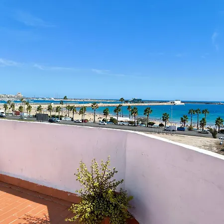 With Sea Views Apartment